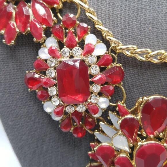 Red White Rhinestones Gold Chain Floral Frontal Statement Necklace, 18 Inches - Picture 3 of 9